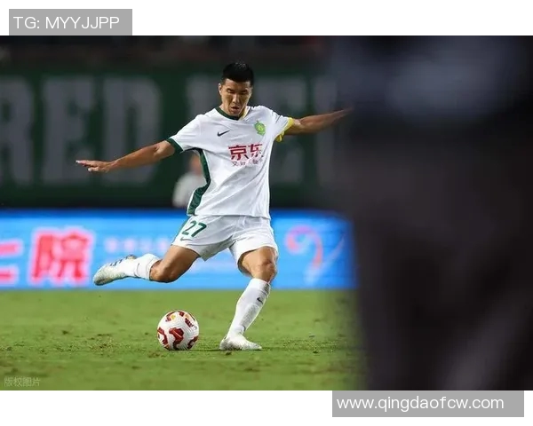 恒大与北京国安对决引发争议黑哨事件引发球迷热议与媒体关注