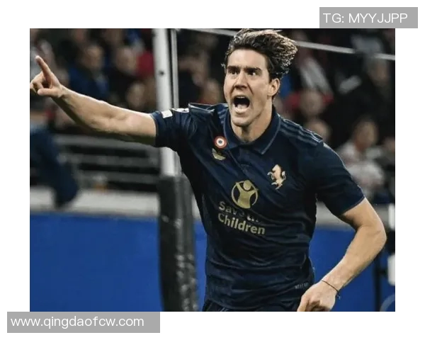 弗拉霍维奇的崛起与挑战:从天才少年到足球明星的奋斗历程 弗拉霍维奇的崛起与挑战:从天才少年到足球明星的奋斗历程